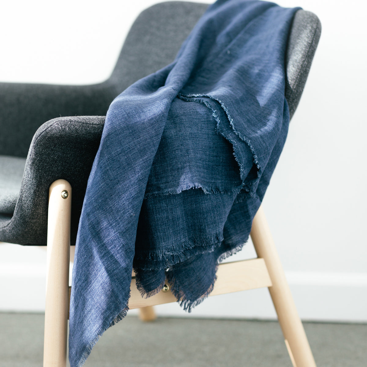 Stone Washed Throw Blanket | Belgian Linen