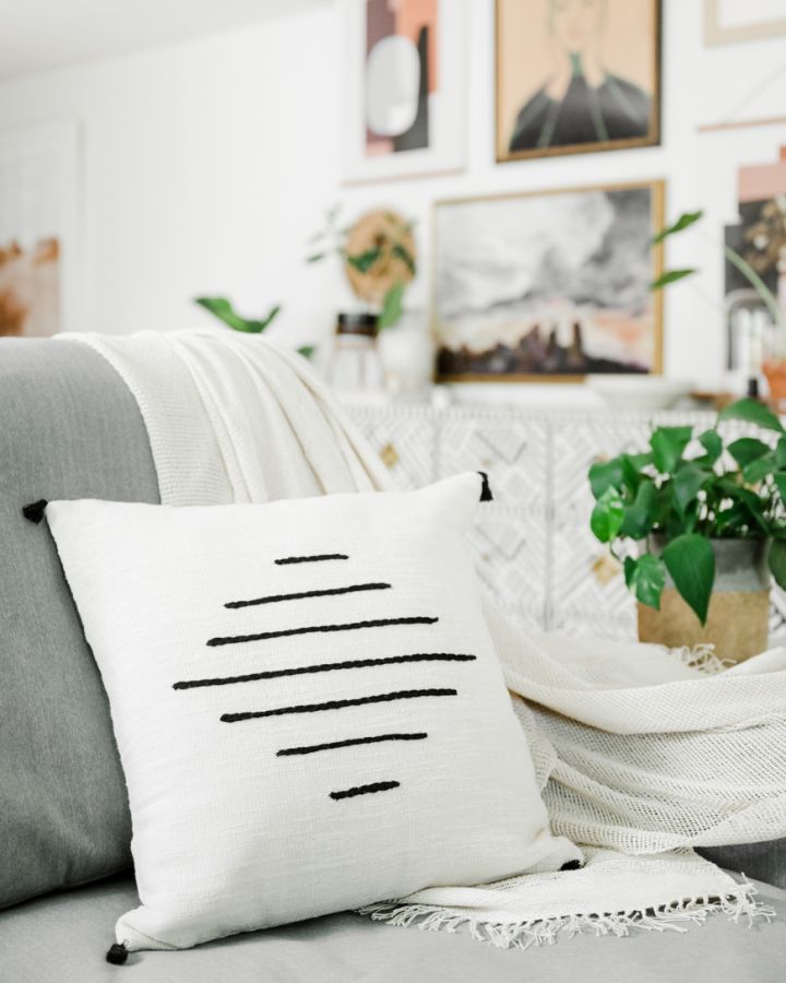 18" Hela Pillow Cover | Embroidered Cotton