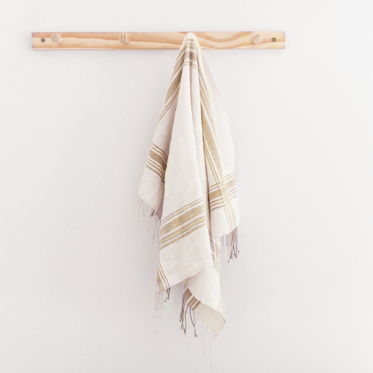 Cabin Hatch Cotton Hand Towel | Natural Plaid