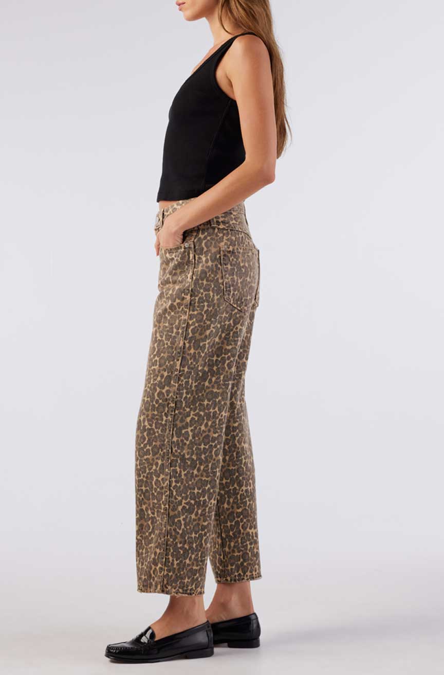 Image of model in AMO Denim Billie Straight Leg Leopard Print Jeans - Ethically Made Fashion - Made in USA Women's Denim