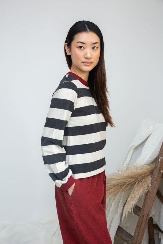 Image of model wearing BEAUMONT ORGANIC Sierra Sue Long Sleeve Striped Tee in Charcoal and White Organic Cotton.