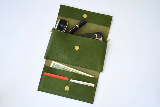 The Daily Clutch | Pebbled Emerald